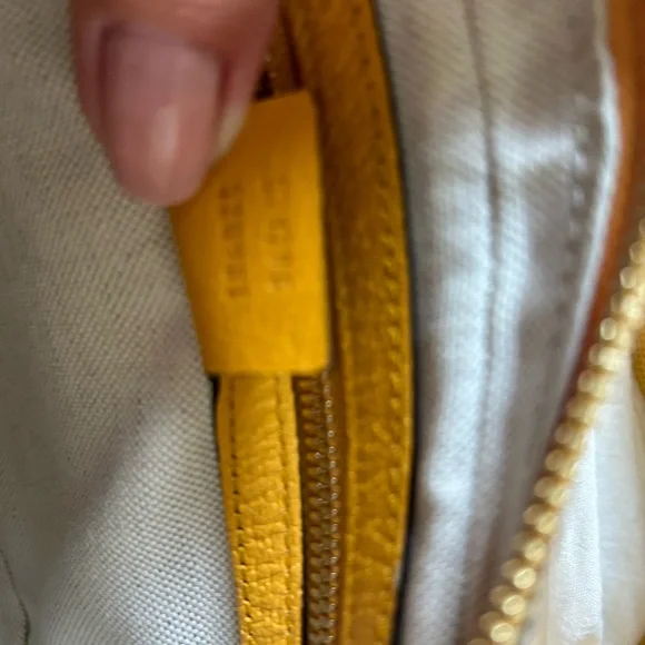 Gucci Bloom Belt Bag - Picture 8 of 9